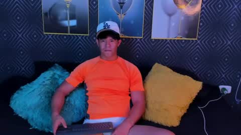 Snapshot of kazuya_nakamura chatting on 07-09-26, 07:45 kazuya online show from 07-09-26, 07:45