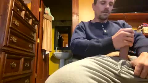 Snapshot of kcdowdy90 chatting on 01-11-25, 01:32 rowdy6969 online show from 01-11-25, 01:32