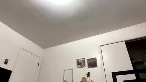 Snapshot of kcdowdy90 chatting on 02-16-25, 02:32 rowdy6969 online show from 02-16-25, 02:32