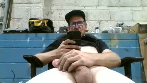 Snapshot of kcniceguy chatting on 10-25-25, 05:59 kcniceguy online show from 10-25-25, 05:59