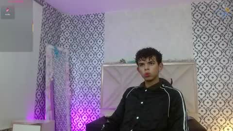 Snapshot of keahi_tay chatting on 03-03-26, 11:49 keahi online show from 03-03-26, 11:49