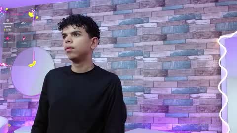 Snapshot of keahi_tay chatting on 03-17-26, 11:46 keahi online show from 03-17-26, 11:46