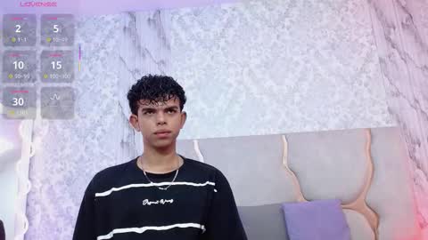 Snapshot of keahi_tay chatting on 03-19-26, 11:47 keahi online show from 03-19-26, 11:47