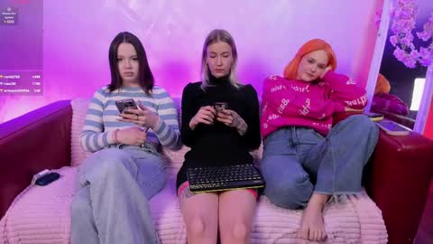 Seb Polly Roxy Jonny online show from 03-04-25, 02:53