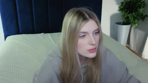 Seb Polly Roxy Jonny online show from 09-22-25, 02:08