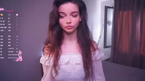 Lulu online show from 06-22-26, 03:09