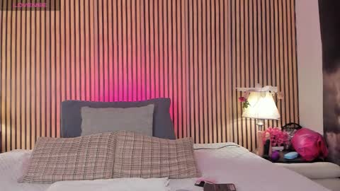 keeyla stone online show from 03-09-26, 12:03