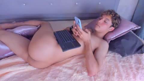 Snapshot of kei_oliver chatting on 02-09-25, 03:34 kei oliver online show from 02-09-25, 03:34