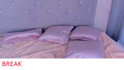 Snapshot of kei_oliver chatting on 02-18-25, 03:43 kei oliver online show from 02-18-25, 03:43