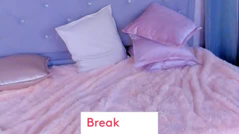 Snapshot of kei_oliver chatting on 03-01-25, 03:49 kei oliver online show from 03-01-25, 03:49