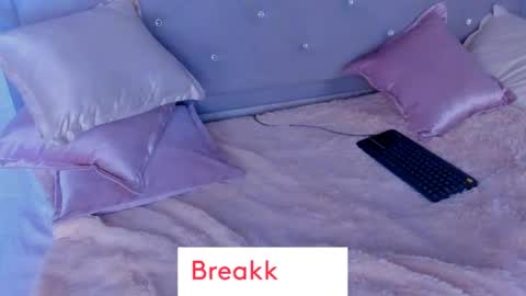 Snapshot of kei_oliver chatting on 03-05-25, 03:51 kei oliver online show from 03-05-25, 03:51