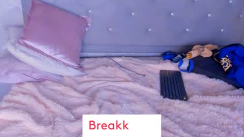 Snapshot of kei_oliver chatting on 03-10-25, 03:52 kei oliver online show from 03-10-25, 03:52