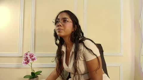 keila online show from 09-25-25, 11:58