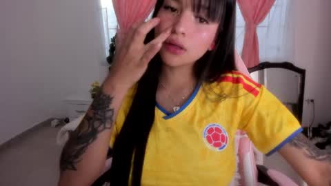 Daniela online show from 06-17-26, 08:43