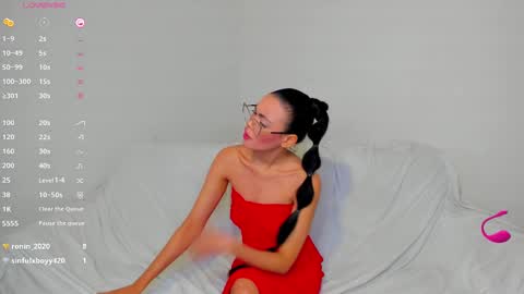 Keily brox online show from 03-07-25, 07:49