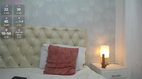 Snapshot of keily_garcia chatting on 11-25-25, 11:21 Keily online show from 11-25-25, 11:21