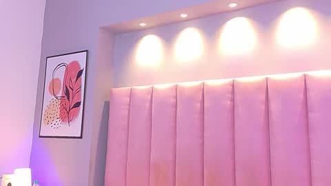 Snapshot of keily_ross1 chatting on 10-29-25, 08:43 Keily Ross online show from 10-29-25, 08:43