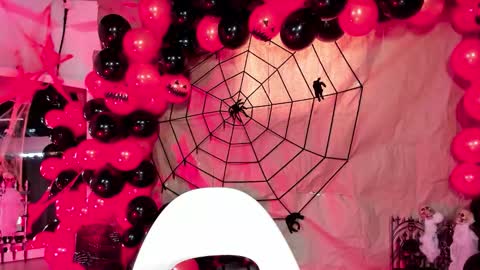 Snapshot of keily_se chatting on 10-17-25, 09:06 Amy Azaela online show from 10-17-25, 09:06