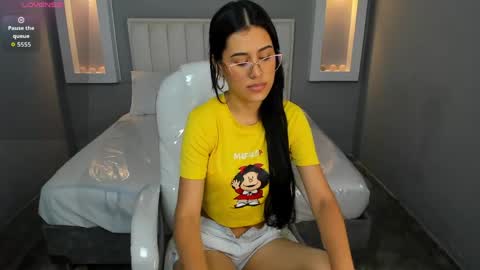 Keily Bennet online show from 04-15-26, 06:15