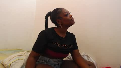 Keili online show from 06-19-26, 08:45