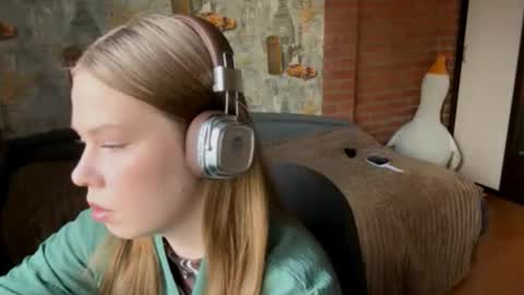 Kally online show from 09-23-25, 07:11