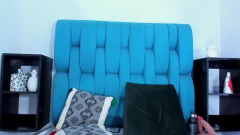   online show from 12-06-24, 12:05