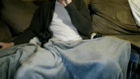 Snapshot of keiser1771 chatting on 11-17-25, 10:32 keiser1771 online show from 11-17-25, 10:32