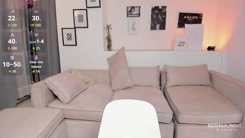 Snapshot of keisha_west chatting on 10-26-25, 09:15 Keisha online show from 10-26-25, 09:15