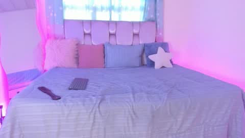 Keisy  online show from 02-24-26, 02:15