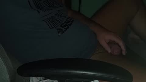 Snapshot of keite98 chatting on 10-05-25, 12:58 keite98 online show from 10-05-25, 12:58