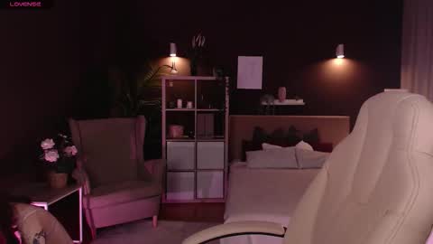 Rina online show from 09-28-25, 07:36