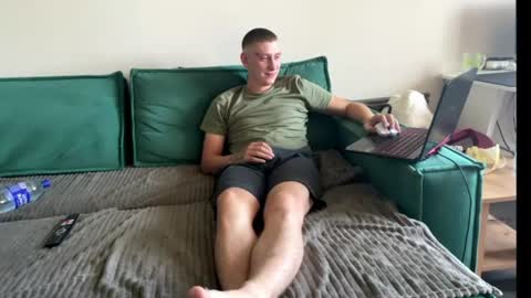 Snapshot of keksik__ chatting on 07-01-26, 07:43 keksik__ online show from 07-01-26, 07:43