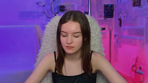 kelliebanshe online show from 06-11-26, 08:12