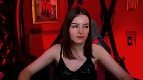 kelliebanshe online show from 06-28-26, 08:20