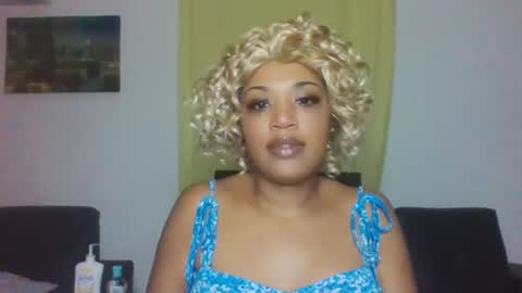 Kellie online show from 06-19-26, 05:12