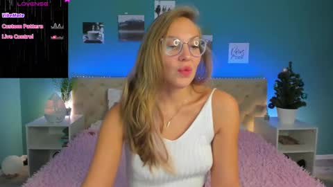 Snapshot of kelly__hardy chatting on 12-26-24, 12:46 Kelly Hardy GTM3 Mon Wed Thu 0400 am-1030pm online show from 12-26-24, 12:46