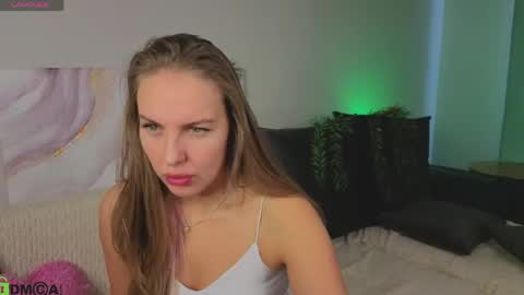 Snapshot of kelly__hardy chatting on 04-20-26, 01:08 Kelly Hardy GTM3 Mon Wed Thu 0400 am-1030pm online show from 04-20-26, 01:08