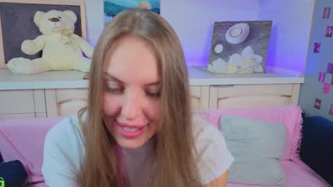 Snapshot of kelly__hardy chatting on 04-29-26, 01:32 Kelly Hardy GTM3 Mon Wed Thu 0400 am-1030pm online show from 04-29-26, 01:32