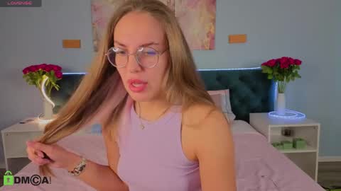 Snapshot of kelly__hardy chatting on 05-22-26, 01:13 Kelly Hardy GTM3 Mon Wed Thu 0400 am-1030pm online show from 05-22-26, 01:13