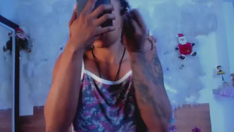 kelly__thomson online show from 12-28-24, 03:37