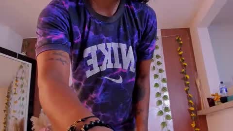kelly__thomson online show from 05-02-26, 01:05