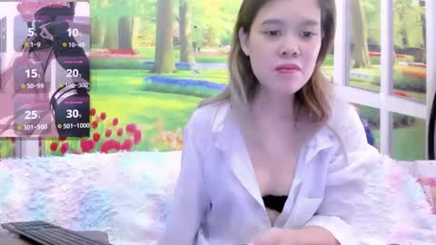 Snapshot of kelly_baby2005 chatting on 10-15-25, 03:06 Kelly online show from 10-15-25, 03:06