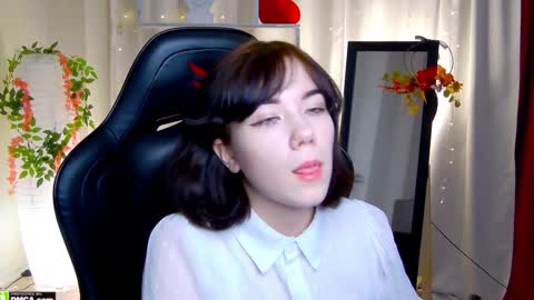 Kelly online show from 11-04-25, 09:19