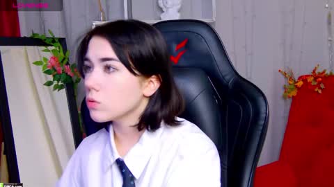 Kelly online show from 12-01-25, 10:42