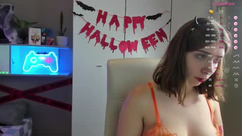 Diana online show from 10-31-25, 03:57