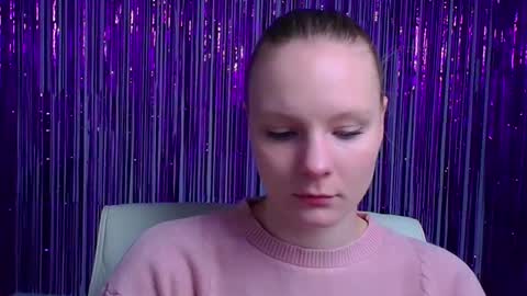 Kelly online show from 09-27-25, 05:23