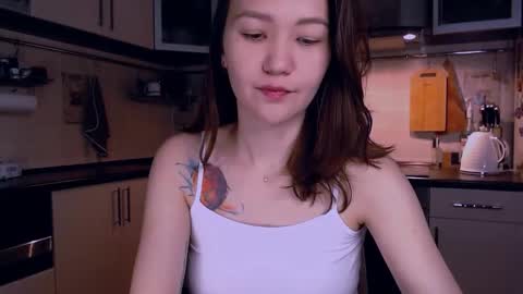 Kelly online show from 12-01-25, 06:07