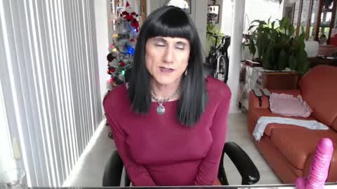 Snapshot of kellyannelynn chatting on 12-07-24, 08:38 kellyanne Lynn but please call me fucktoy online show from 12-07-24, 08:38