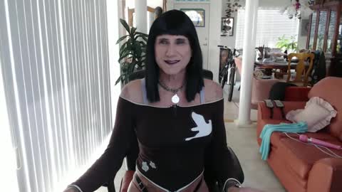 Snapshot of kellyannelynn chatting on 09-24-25, 03:59 kellyanne Lynn but please call me fucktoy online show from 09-24-25, 03:59