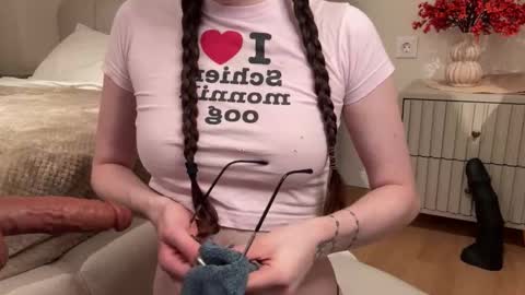 Kelly online show from 09-13-25, 03:01